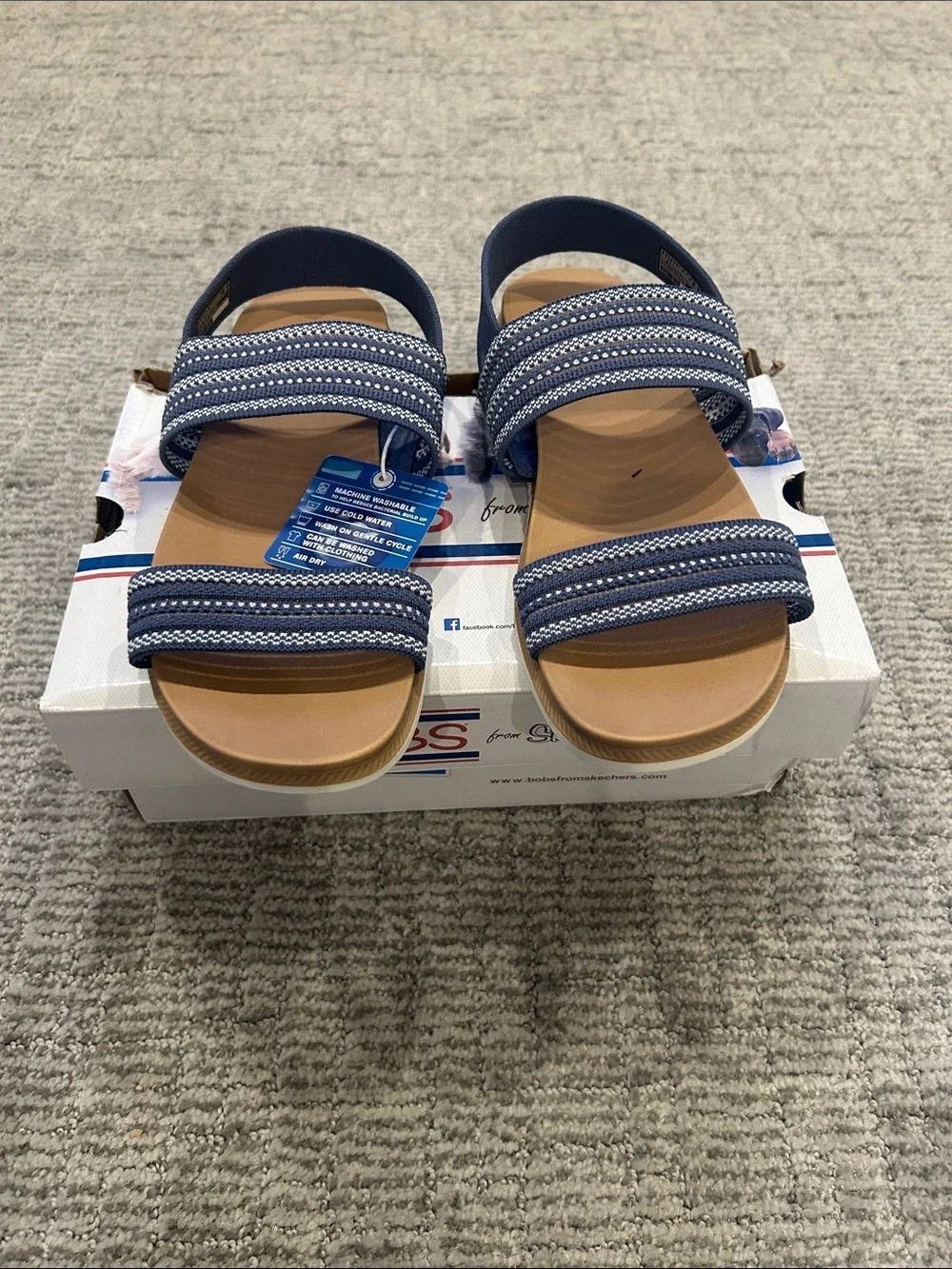 Skechers breathable elastic